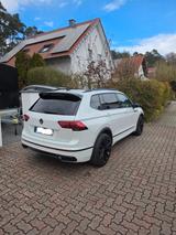 Volkswagen VW Tiguan Allspace R-Line mit Vollausstattung  - Volkswagen Tiguan: Vollausstattung
