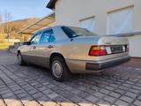Mercedes-Benz W124 250D - Mercedes-Benz 250: 250d W124