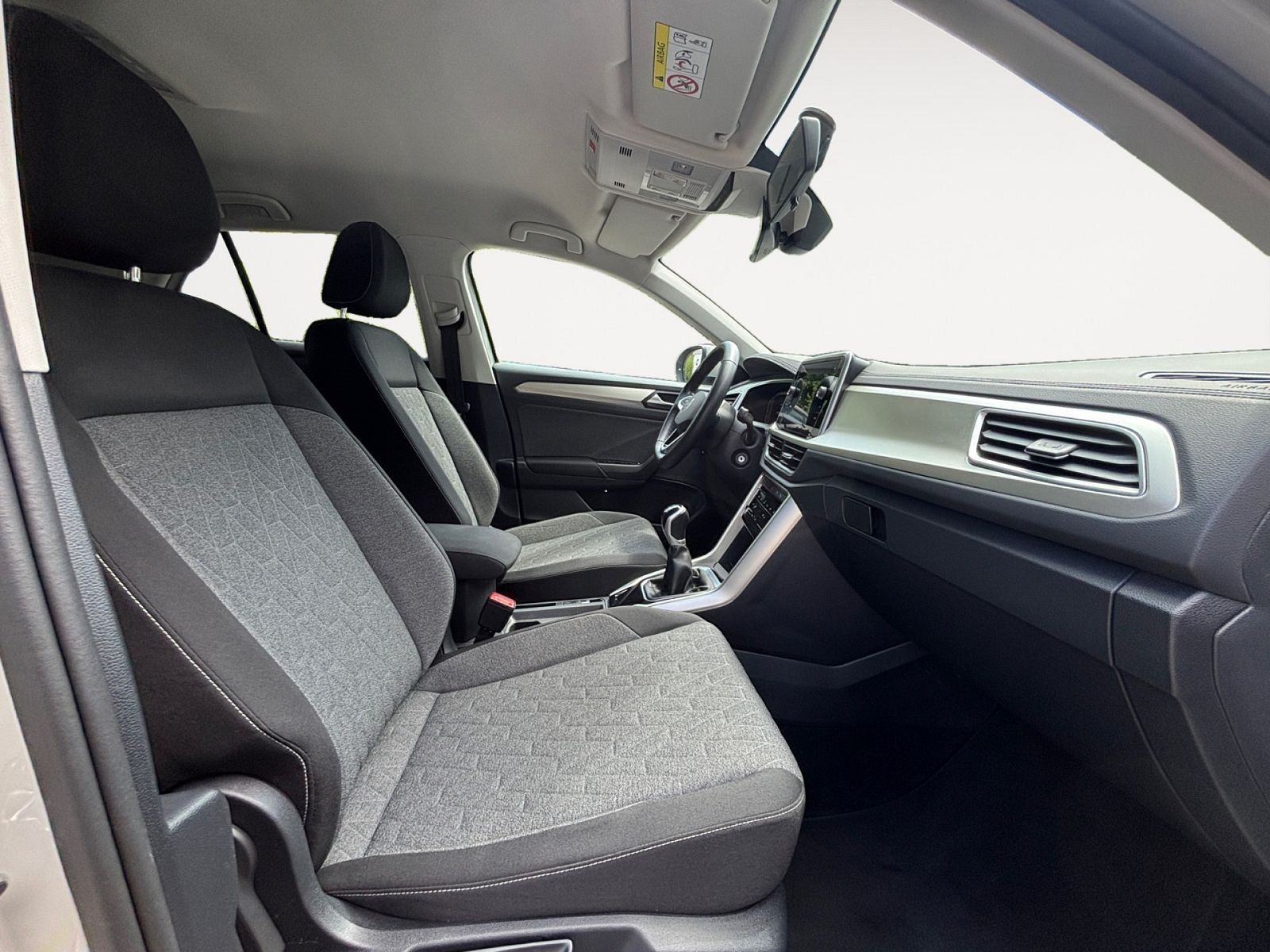 Volkswagen T-Roc - Bild 15