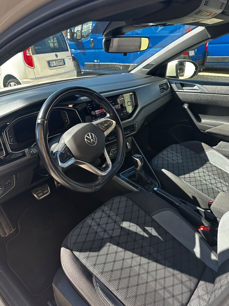 Other Volkswagen Taigo 1.0 TSI 110 CV DSG R-Line imagem 3