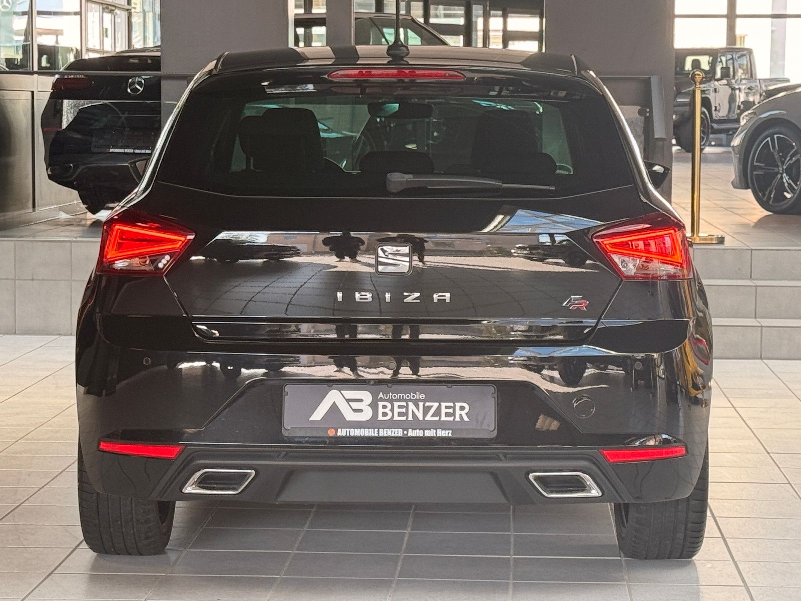 Fahrzeugabbildung SEAT Ibiza FR/ACC/KAMERA/LEDER/APPLE/LED