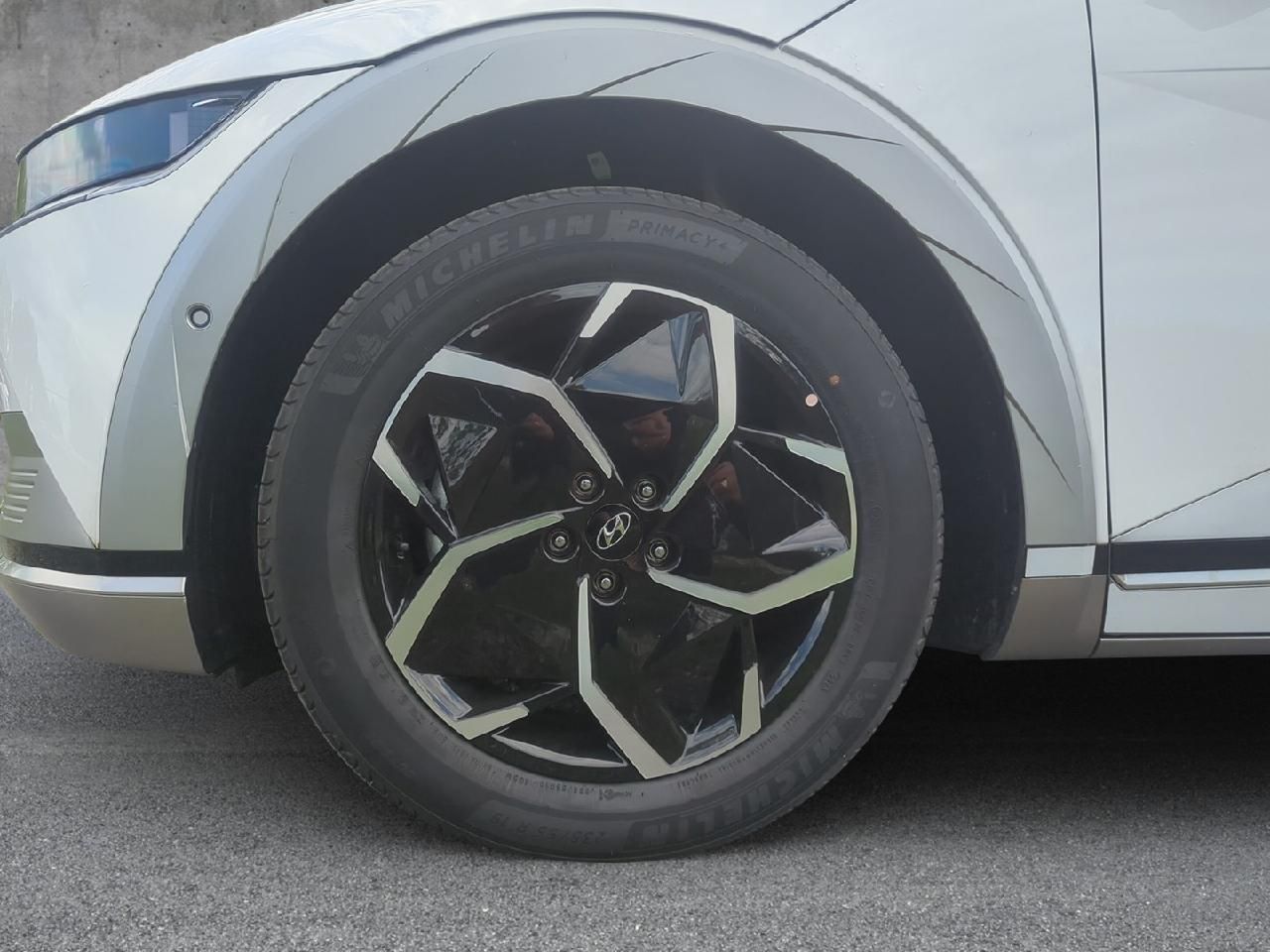 Fahrzeugabbildung Hyundai Ioniq 5 Uniq Elektro 4WD