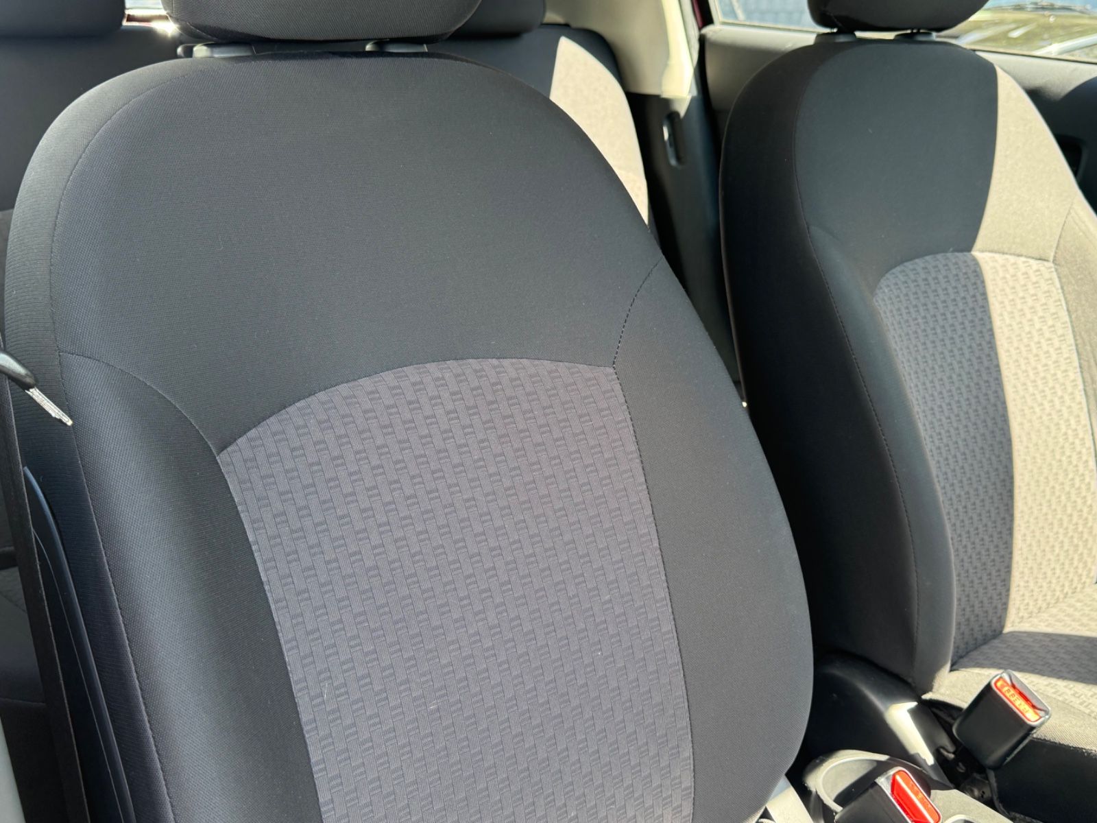 Fahrzeugabbildung Mitsubishi Space Star 1.0 Diamant Edition AHK Klima