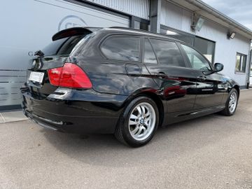 BMW 320 - 4