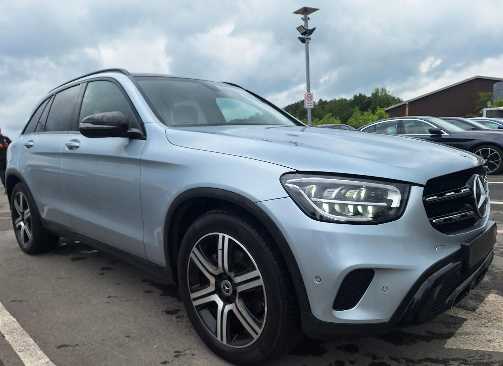 Mercedes-Benz GLC 200d*Pano*Navi*Leder*LED*Cam-PDC*AHK