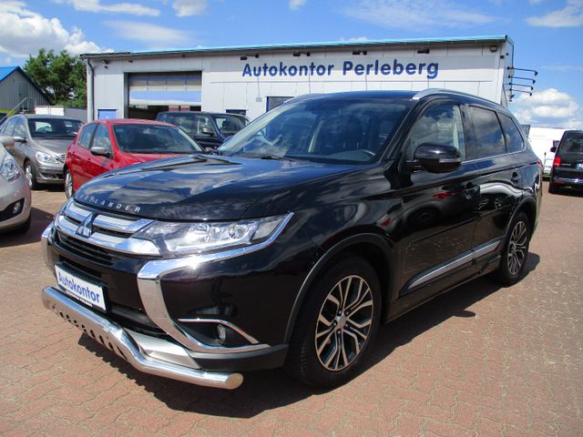 Mitsubishi Outlander Edition 100+ 4WD LED AHK