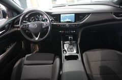 Fahrzeugabbildung Opel Insignia B ST 2.0D ELEGANCE NAVI/KAMERA/LED/DAB+