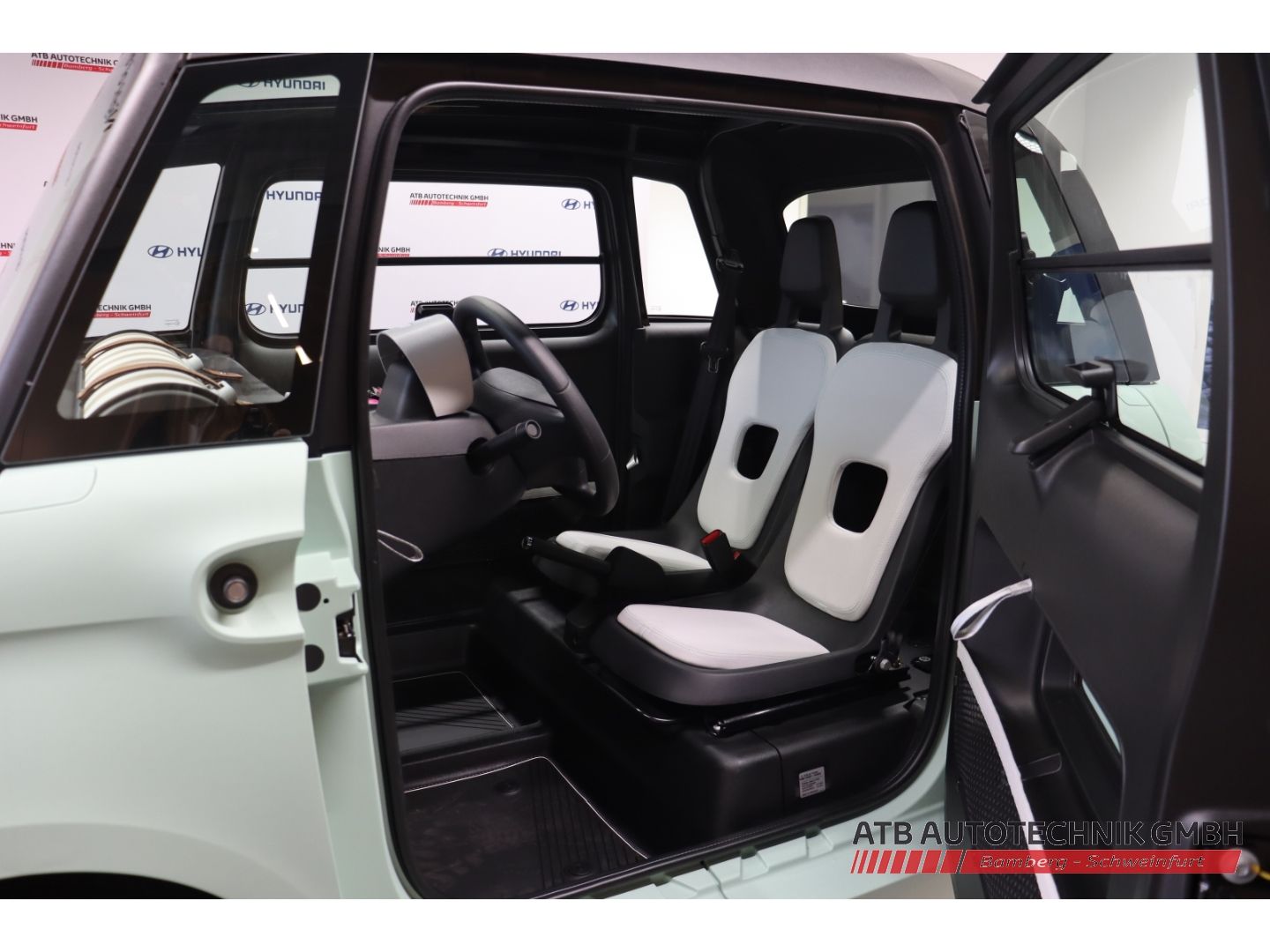 Fahrzeugabbildung Fiat Topolino MY25 7kWh 8,2 PS / Fahrbar ab 15 Jahre!