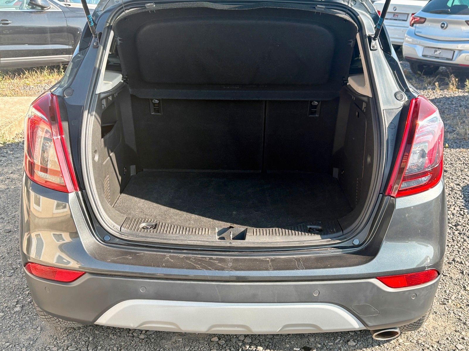 Fahrzeugabbildung Opel Mokka X 1.4 Innovation Aut. Navi LED SPORTSITZE