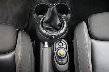 Fahrzeugabbildung MINI Cooper 1.5 Automatik