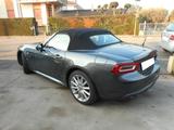 Fiat 124 Spider - graue Fiat 124 Spider