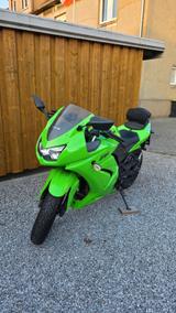 Kawasaki Ninja 250R - Ideal für Einsteiger (A2)! - KAWASAKI 250