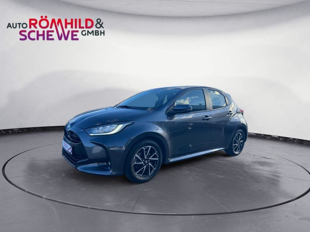 Gebrauchtwagen Toyota Yaris Yaris Hybrid Team Deutschland LED Apple CarPlay in Dieburg