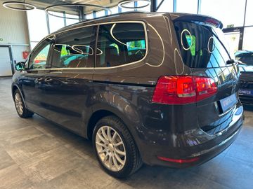 Volkswagen Sharan*7-Sitzer*3-ZONEN*SZHZ*NAVI*TEMPO*AHK*PDC