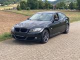 BMW 320 Baureihe 3 Lim. 320i M-Felgen HK Car Play - BMW 320 aus 2010: 320i