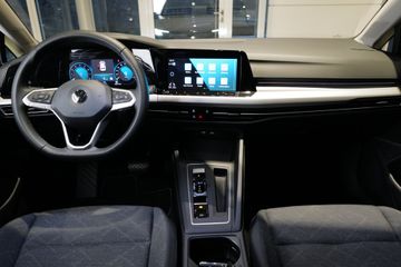 Volkswagen Golf - 8