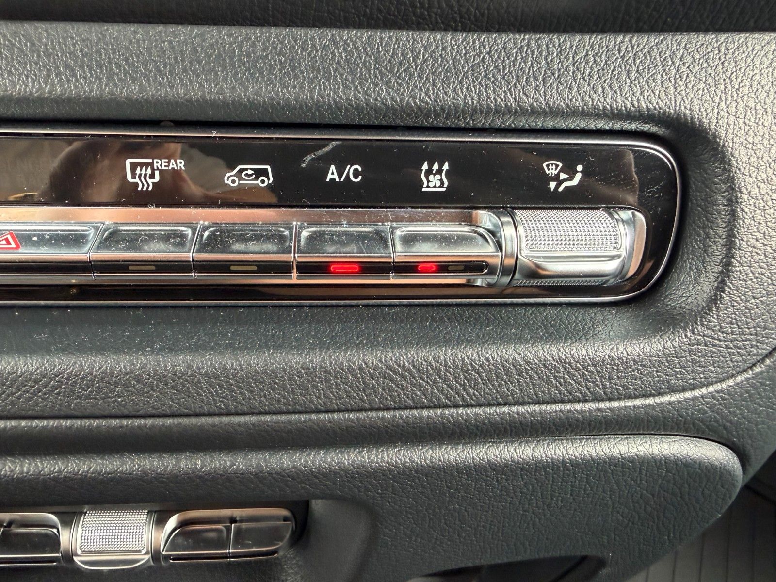 Fahrzeugabbildung Mercedes-Benz Vito 119 CDI Tourer 4x4 2xKlima AHK2,5to Stdheiz