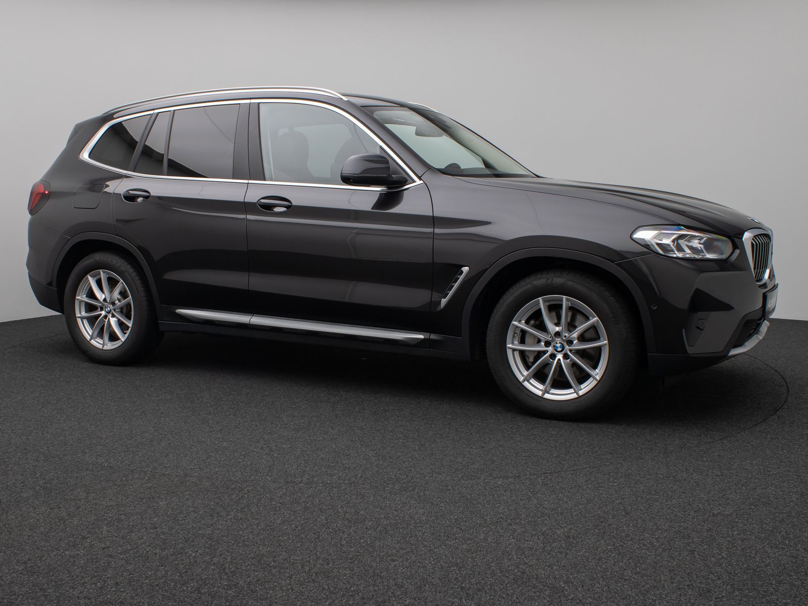 Fahrzeugabbildung BMW X3 xD30i Panorama 360°HUD DAB HiFi Komfort Sport