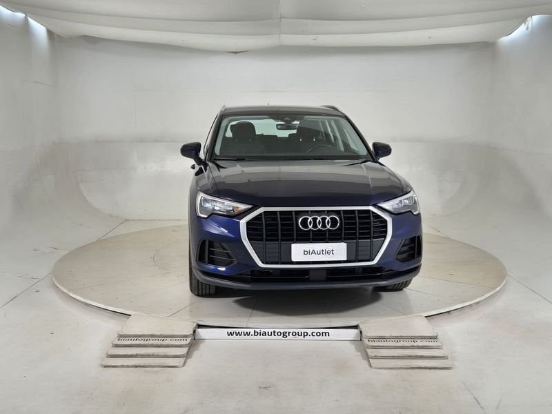 Audi Q3 2.0 35 TDI Business Advanced S Tronic imagem 2