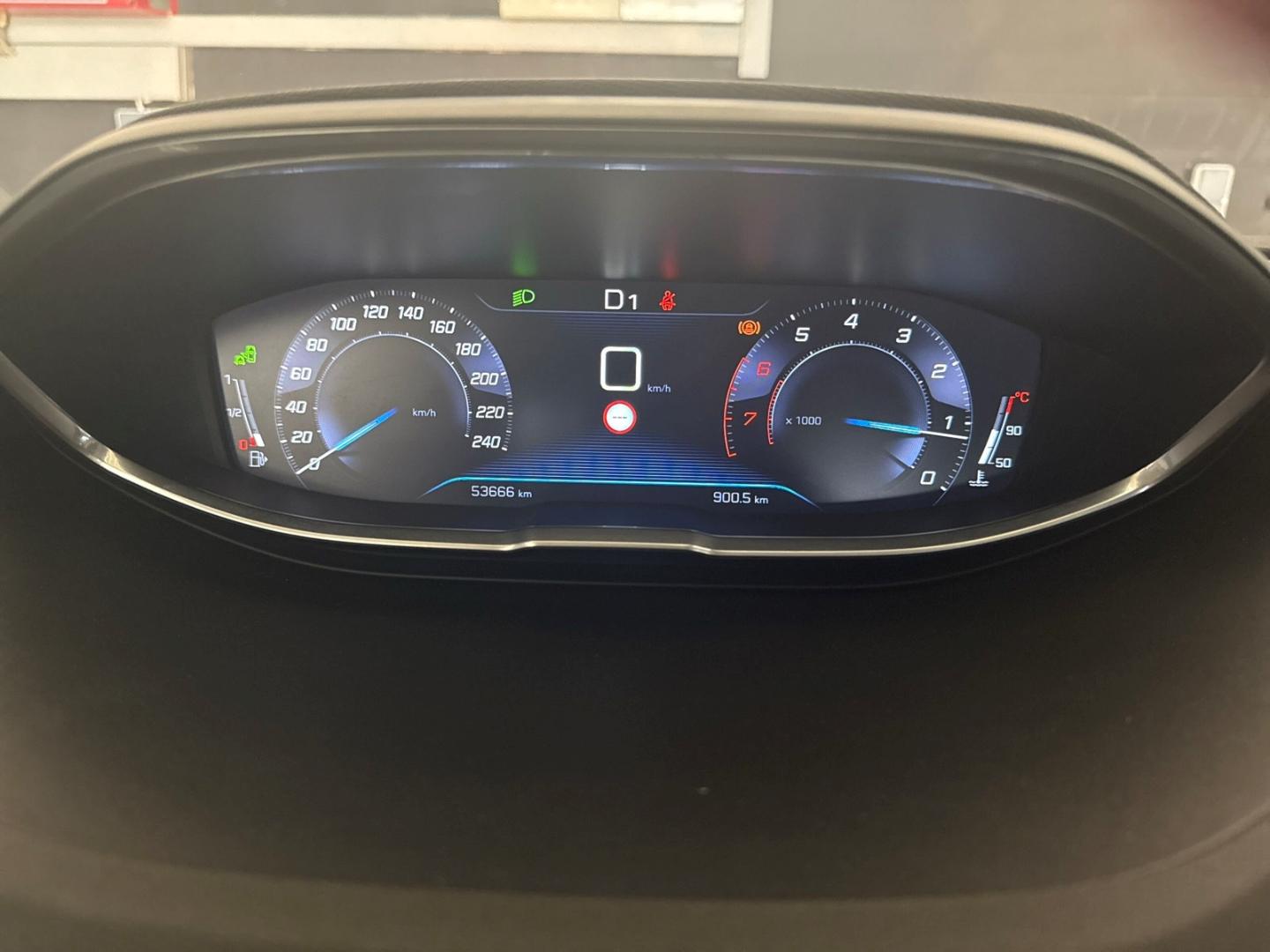 Peugeot 3008 Allure AHK-abnehmbar Navi Allwetter (neu)36