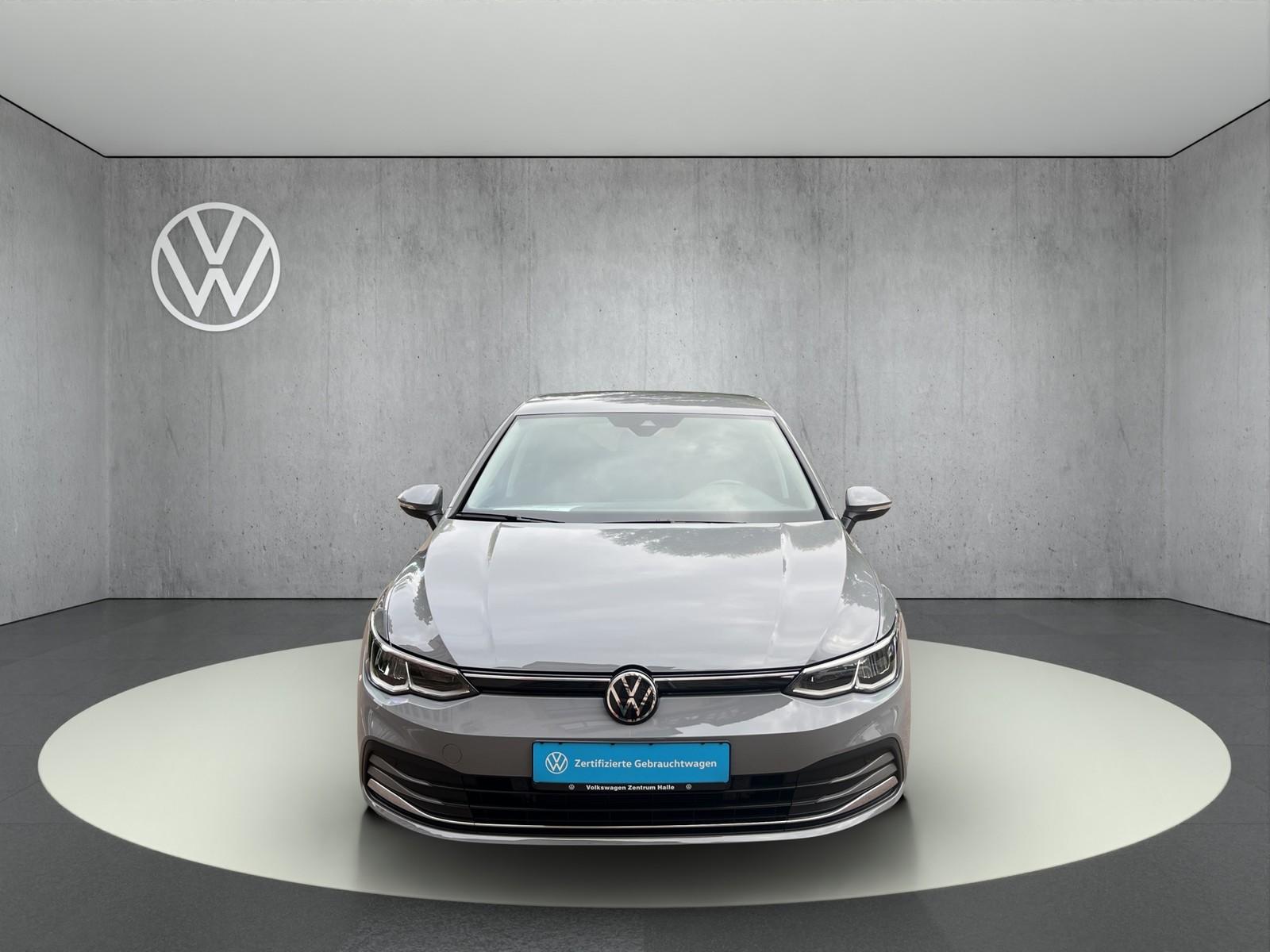 Volkswagen Golf VIII 1.0 eTSI Active DSG