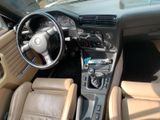 BMW 320i Cabriolet - BMW 320 aus 1988 mit Benzin-Antrieb: Cabrio, 320i