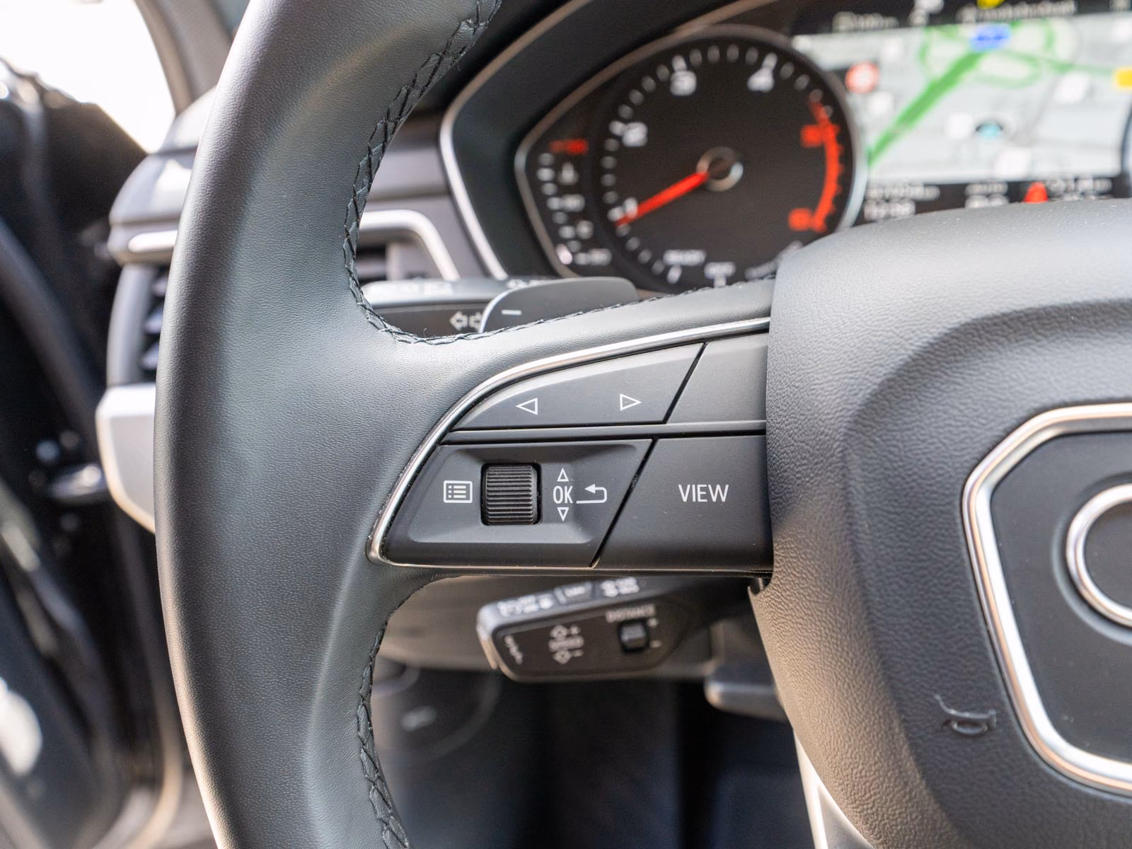 Audi A4 Avant advanced 40TDI NAVI MATRIX HUD RFK AHK, миниатюра 16