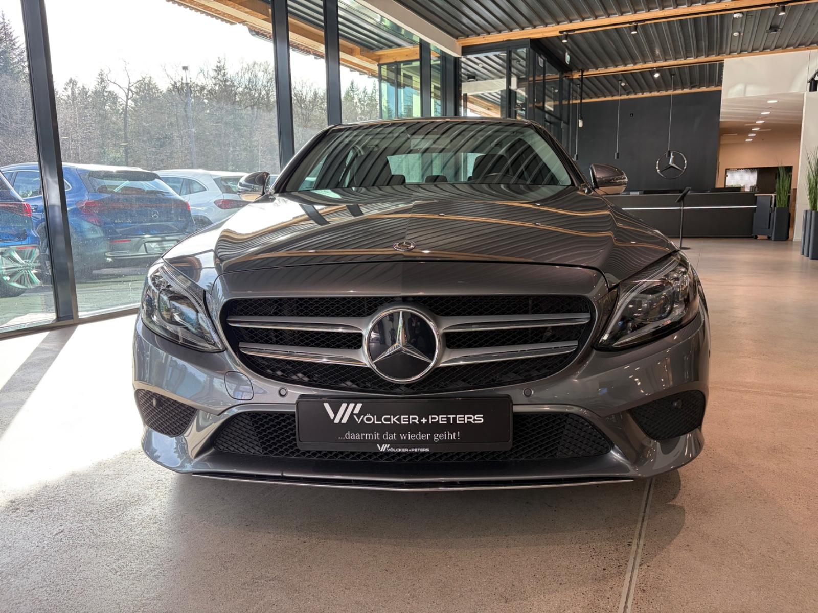 Mercedes-Benz C 180+MULTIBEAM+SCHIEBED+NAVI+KAMERA+AVANTGARDE