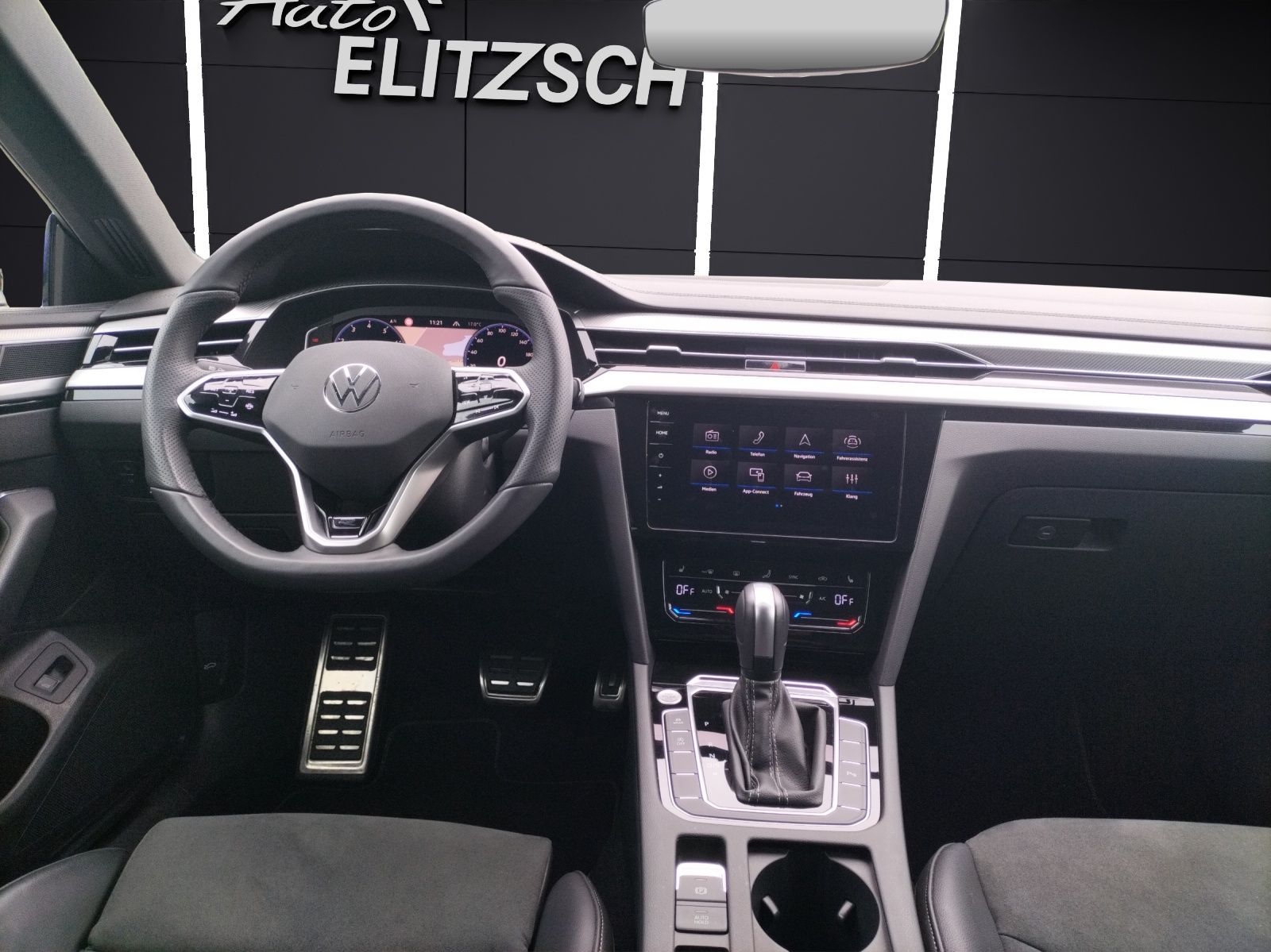 Fahrzeugabbildung Volkswagen Arteon SB TSI R-Line DSG Matrix AHK Navi AID ACC