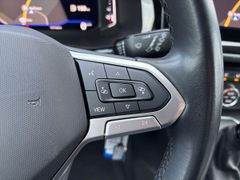 Fahrzeugabbildung Volkswagen T6.1 Multivan 2.0 TDI Highline VIRTUAL ACC LED