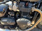 Triumph Bonneville Bobber - Offers matching your search criteria