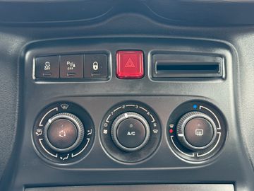 Citroën C3 Picasso 1.4 VTi 95 Tendance PDC hinten AHK