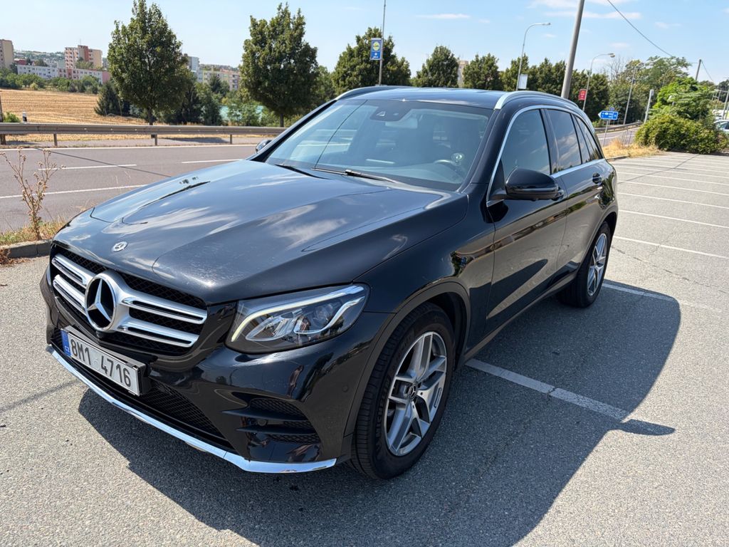 Image of Mercedes-Benz GLC 220