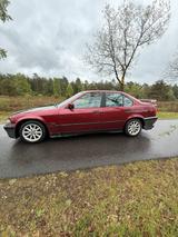 BMW e36 limo 318i - BMW 318 aus 1996: 318i