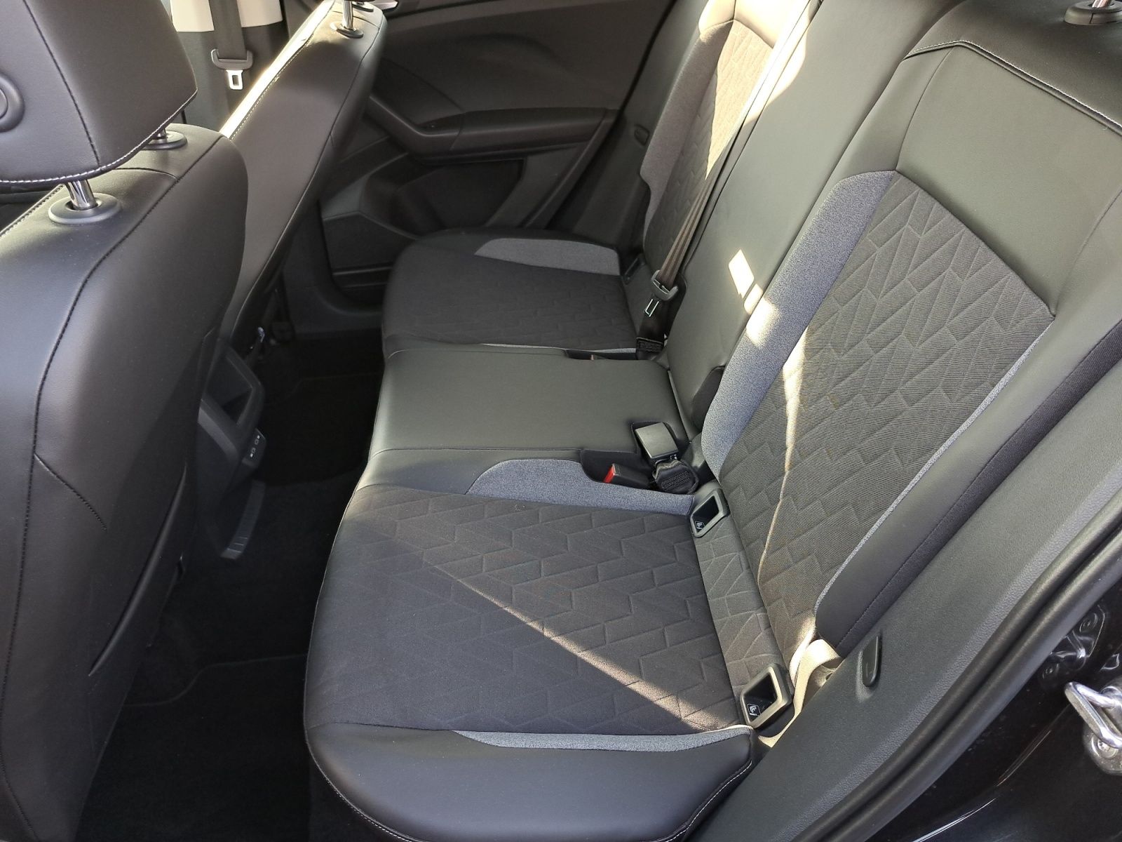 Volkswagen T-Cross - Bild 14