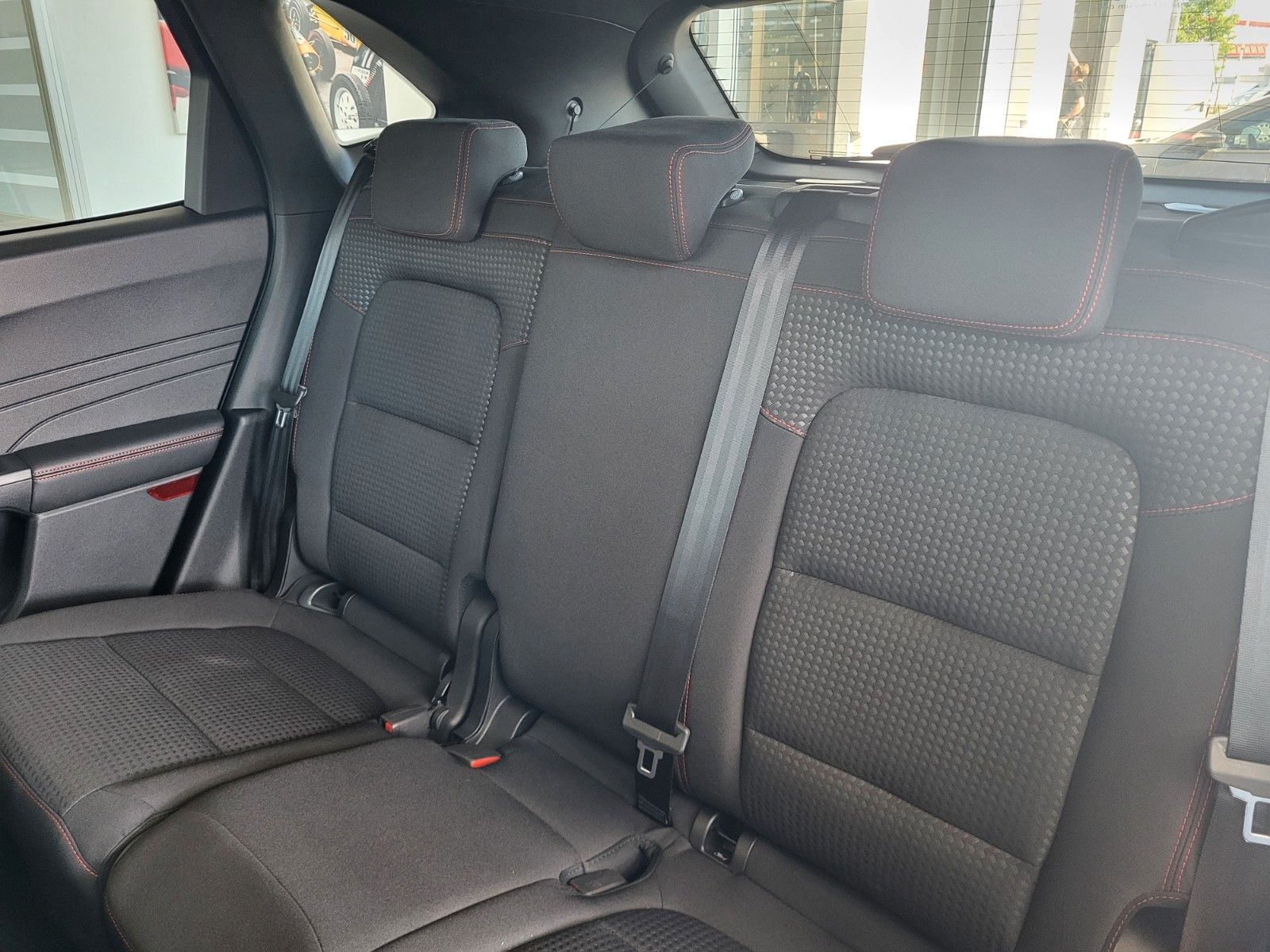 Fahrzeugabbildung Ford Kuga Plug-In Hybrid ST-Line AHK, Frontkamera