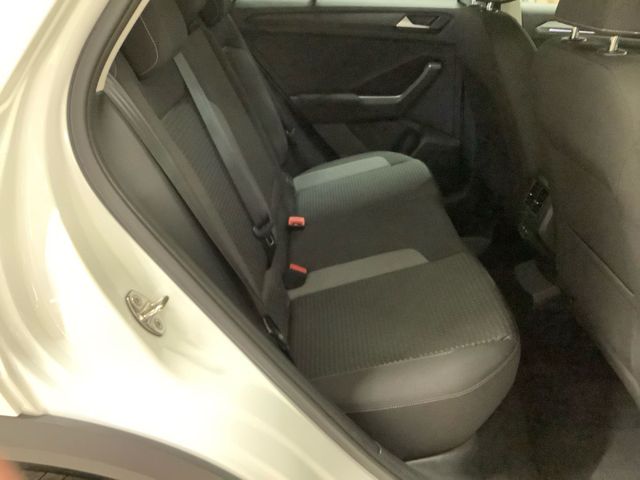 T-Roc Active 1,5 TSI  110 kW LED, Navi, ACC, SHZ