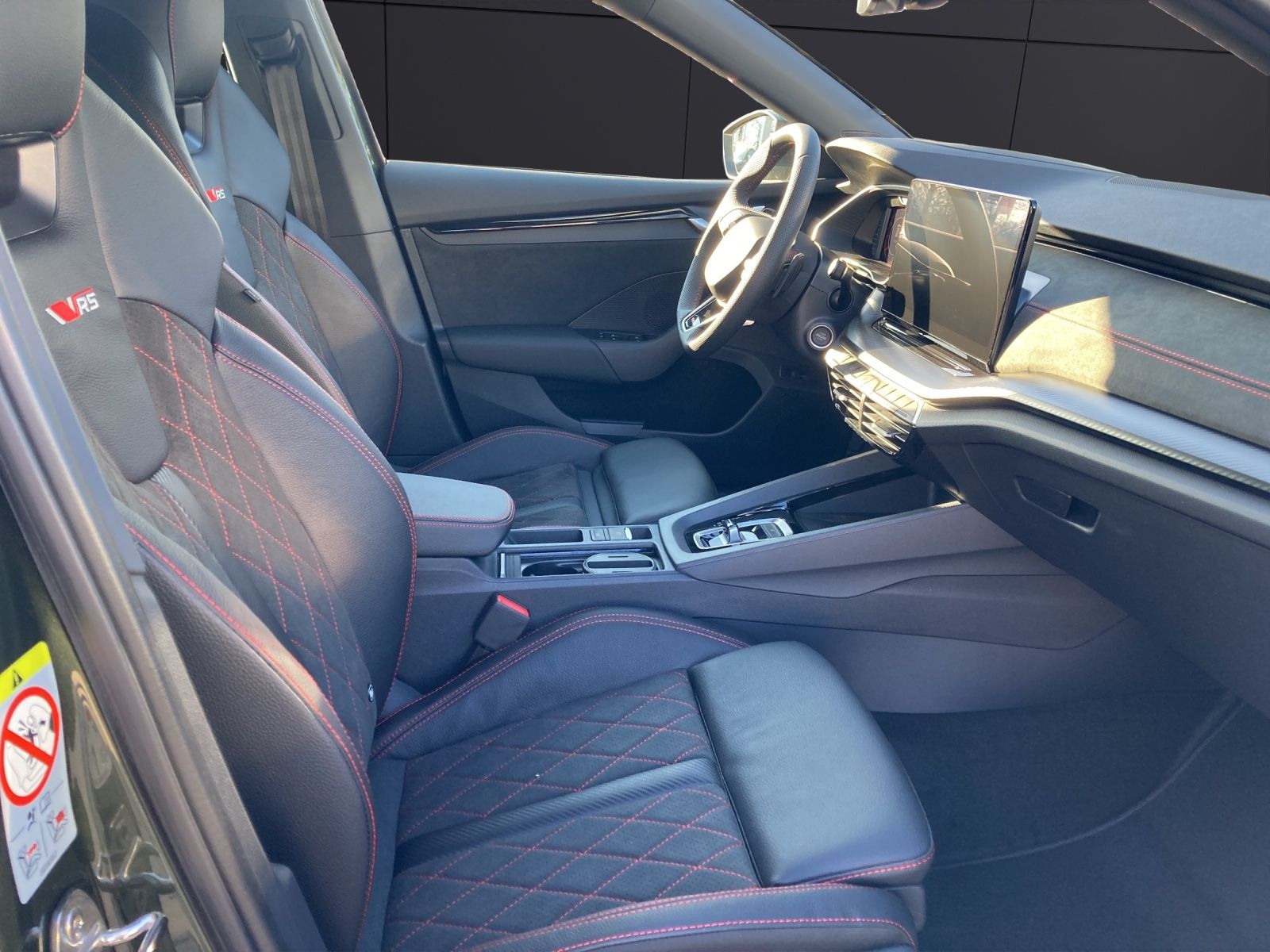 Fahrzeugabbildung SKODA Octavia Combi RS 2.0 TSI DSG Matrix LED, Navi, D