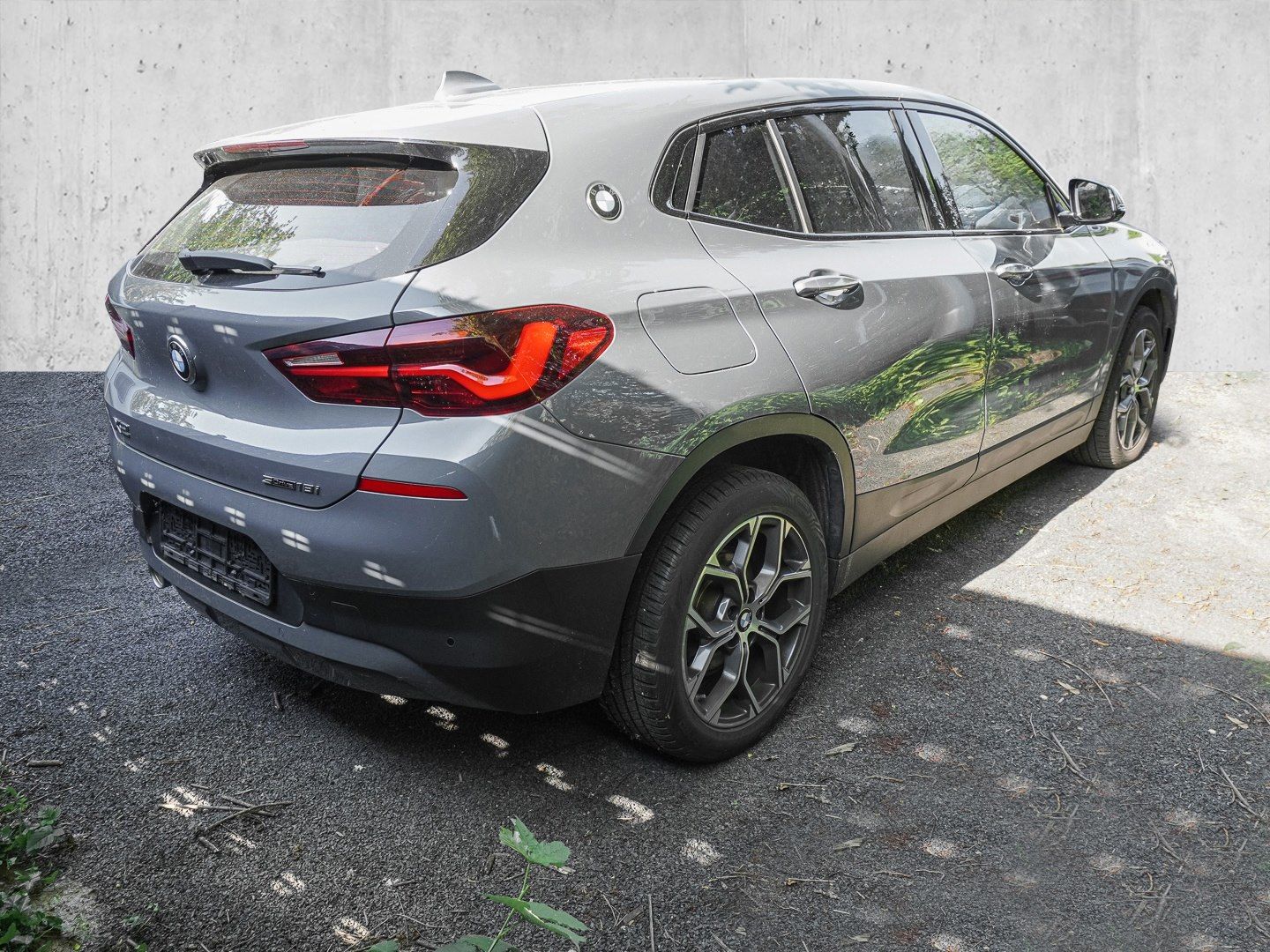 BMW X2 sDrive18i Advantage Plus Aut. NAVI LED Sound foto 2