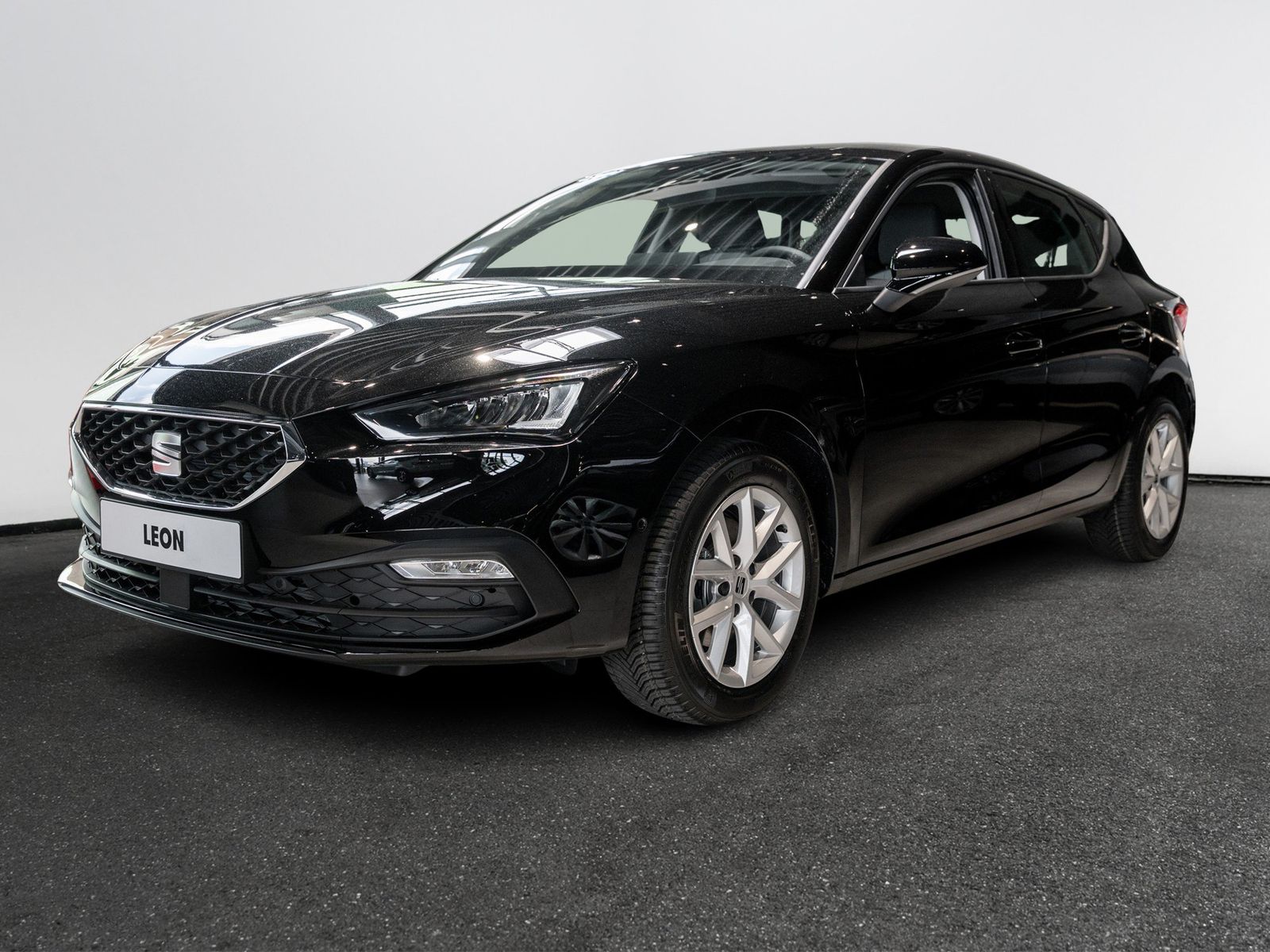 Seat Leon 1.5 eTSI W Road Edition Kam. Navi ACC LED imagem 2