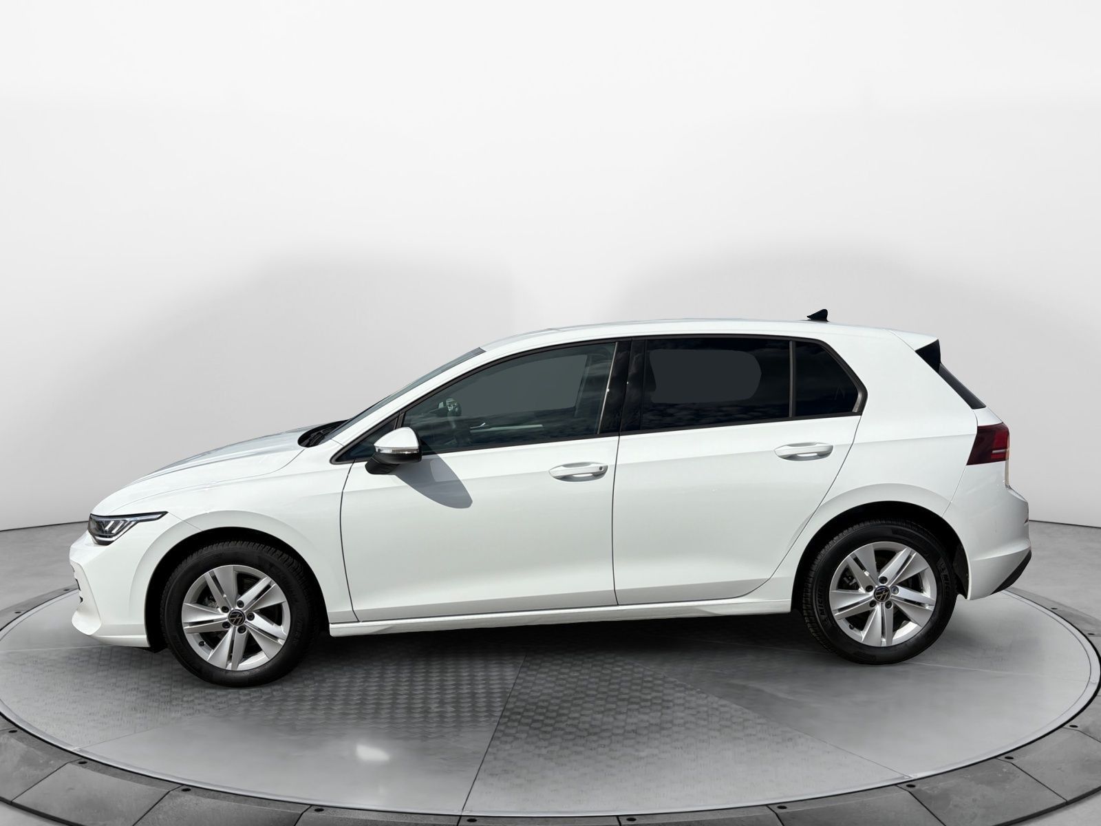 Volkswagen Golf VIII 1.5 TSI Life Navi LED Kamera foto 3
