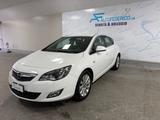 Opel Astra 1.7 Cdti 110cv 5 porte Cosmo - Opel Astra mit Diesel-Antrieb: Limousine, 1.7
