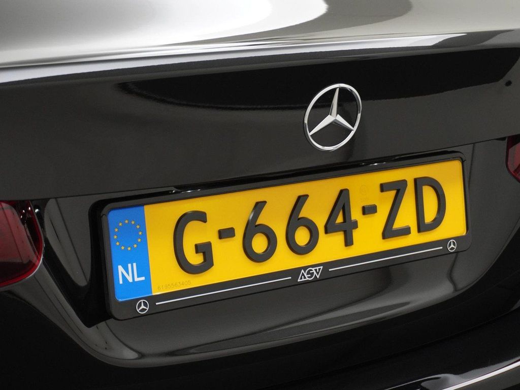 Mercedes-Benz A 200 AMG Business Solution | AHK Wegklapbaar |