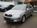 Skoda Octavia 1.6i Combi Elegance KlimaA,AHK - gebrauchte Skoda Octavia aus dem Jahr 2008