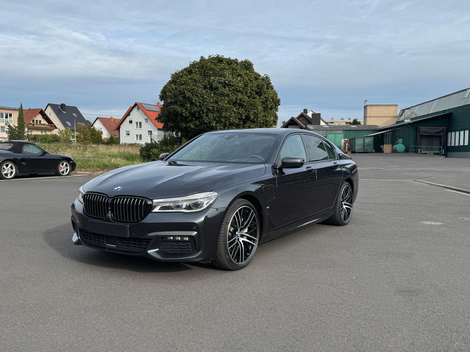 BMW 740e IPerfomance M-Sportpaket Laser B&W Driv Ass
