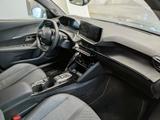 Peugeot 2008 Hybrid 145 Allure *SHZ*360°KAMERA*AHK* - Peugeot 2008 mit Benzin-Antrieb
