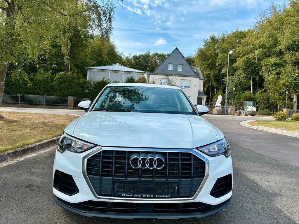 Image of Audi Q3
