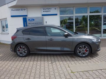 Bild 4 Ford Focus Lim. ST-Line