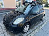 Toyota Yaris 1,4-l-D-4D Executive KLIMA TUV 11.2025 - Toyota Yaris: Executive