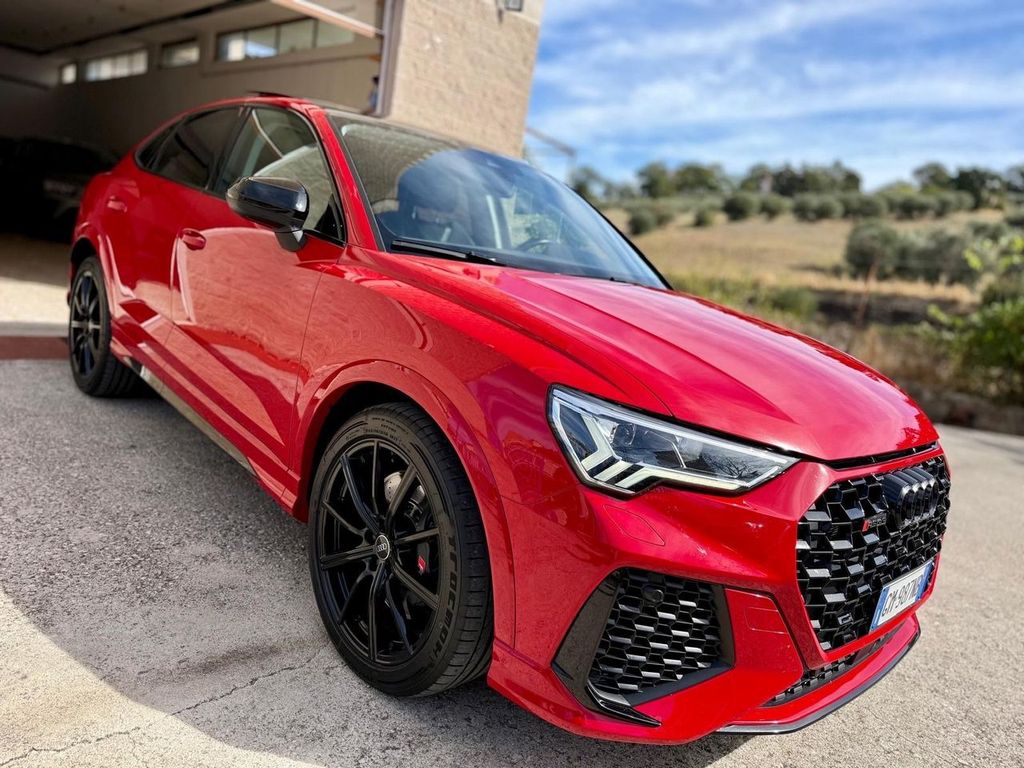 Image of Audi Q3